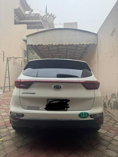 kia Sportage fwd 2021/2022 new condition  03017316776
