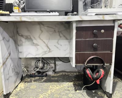 OFFICE and PC workstation table