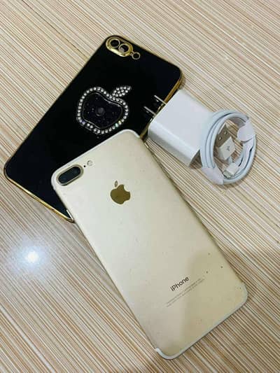 iPhone 7 plus 128gb with complete box whatsapp number 03262468312