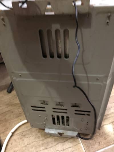 HomeCare : Instant Geyser