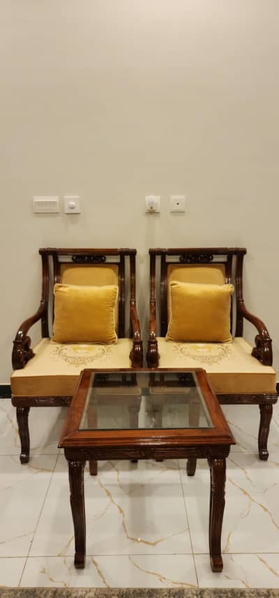 Premium Chinioti Sheesham Wood Bedroom 4 Chair Sets for Sale