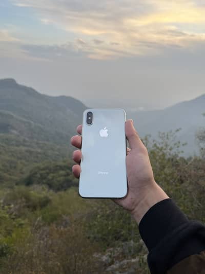 Iphone Xs factory unlock 64Gb