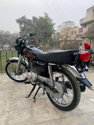 Honda 125 black Edition super condition