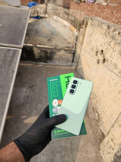 INFINIX HOT 50 PRO PLUS 8/256 in warranty