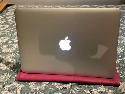 Macbook Air - 13 inch - 2015 A1466