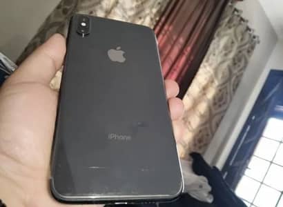 I phone xs max  ( pta provd )