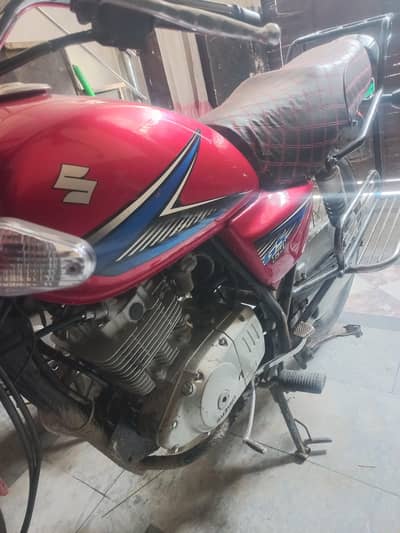 Suzuki gs