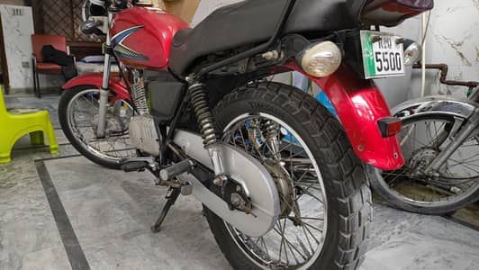 Premium Ride for True Bike Lovers – Suzuki GS 150CC 