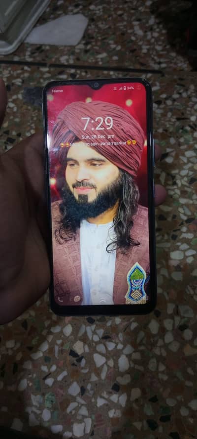 all ok h set ma koi issue ni h one hand used GB 4 128