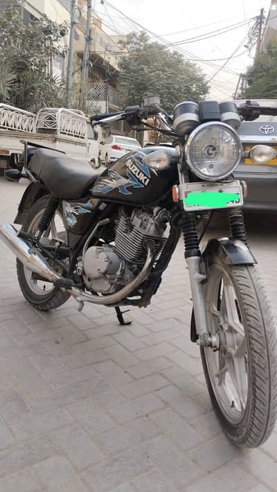 Suzuki GS 150 SE
