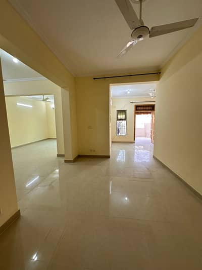 Vip separate ground portion for rent ayub colony