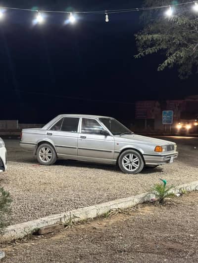 Nissan sunny b12 88 model