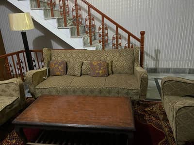 Sofa set for sale in Jhelum