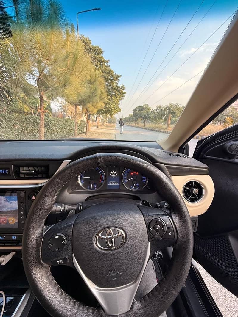 Toyota Altis Grande 2020 Model For Sale 6