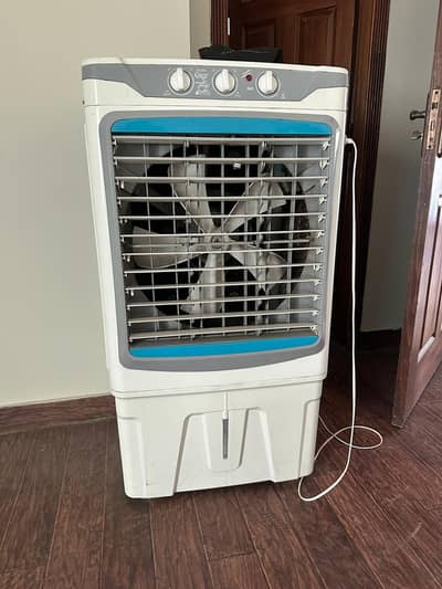 Latest Air cooler with strong motor and new condition