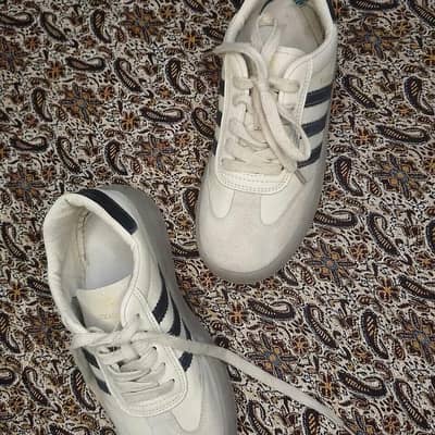 branded thrift shoes for girl's