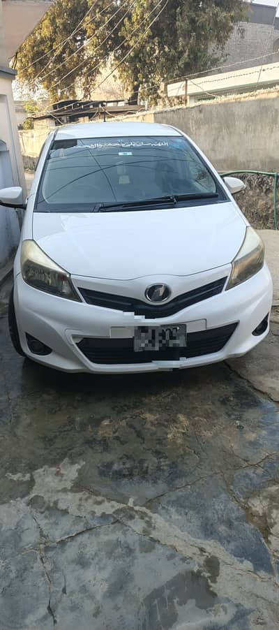 Toyota Vitz 2012