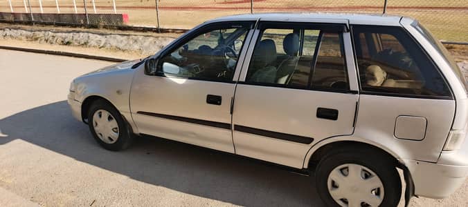 Suzuki cultus 2013