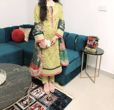 Lawn embrodied dress