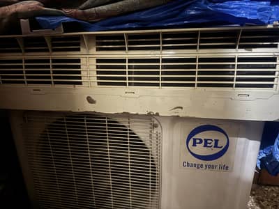 Pel Split Airconditioner For sale Home used