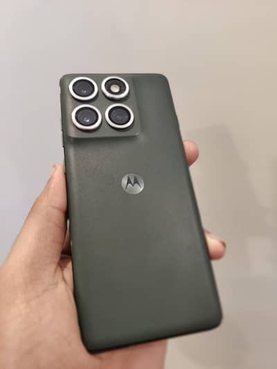Motorola Edge 2025