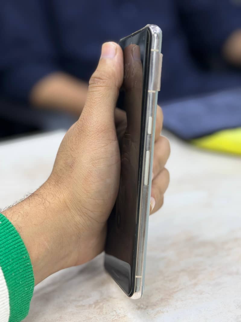 Google Pixel 7 Pro 6