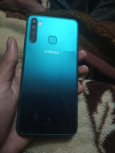 Infinix s 5 lite 4/64 all ok