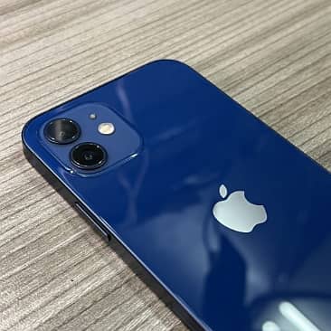 Apple iPhone 12