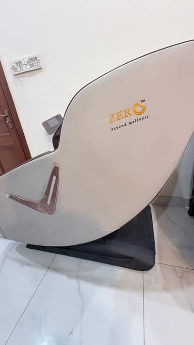 Zero U Victor 3D Massage chair For Sale