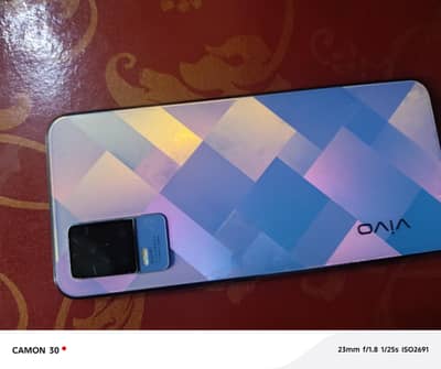 vivo Y73 smart phone