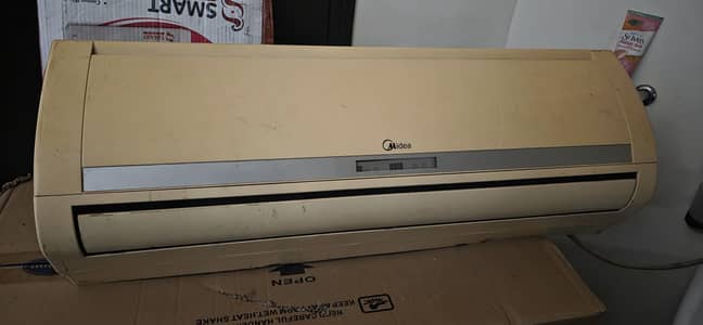 Midea AC 1.5 TON Good Working