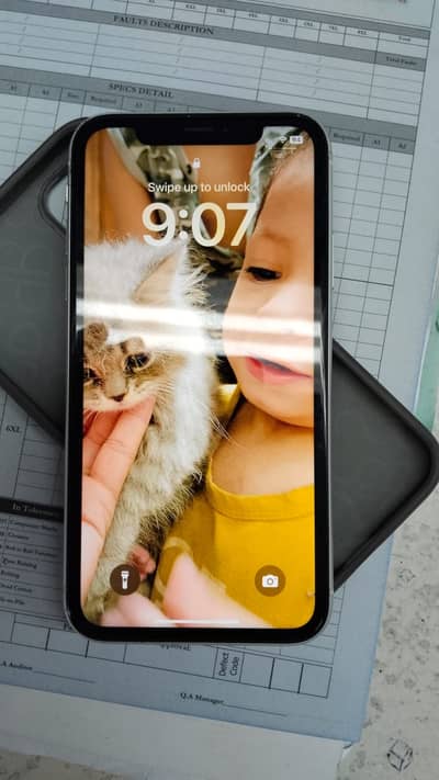 Apple iPhone XR (Read Ad)