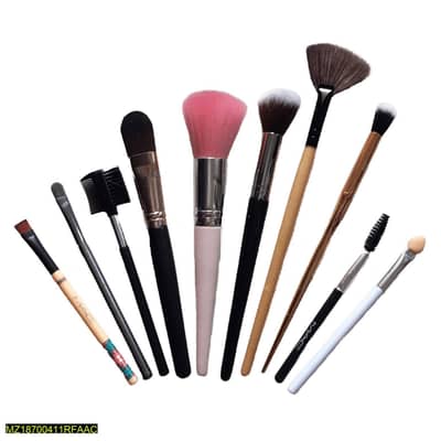 SET OF 10 QUALITY BRUSHES