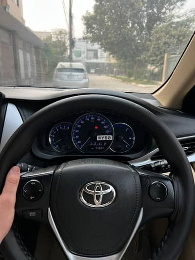 Toyota Yaris ATIV Cvt 1.3 automatic