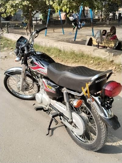 23/24  CG 125 just 7k km run