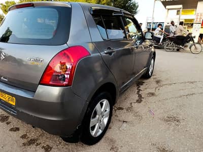 Suzuki swift DLX 2016