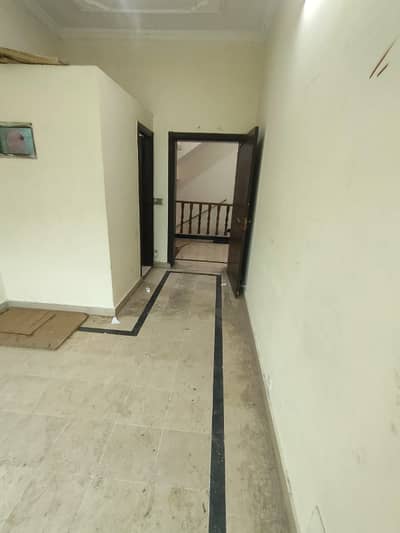 7 Marla Upper Portion For Rent With Basic Neccities