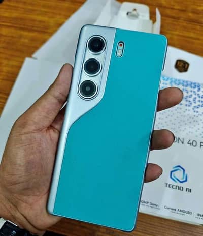tecno comon 40 Pro 12 GB ram 256 GB memory 03360677190/