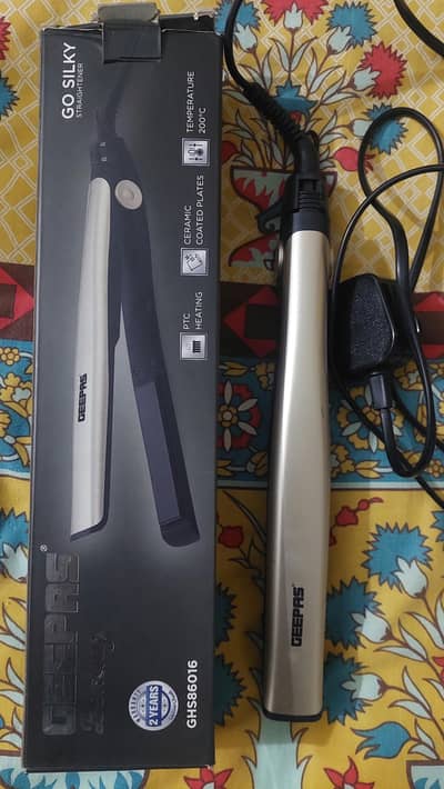 Geepas Beauty Hair Straightener