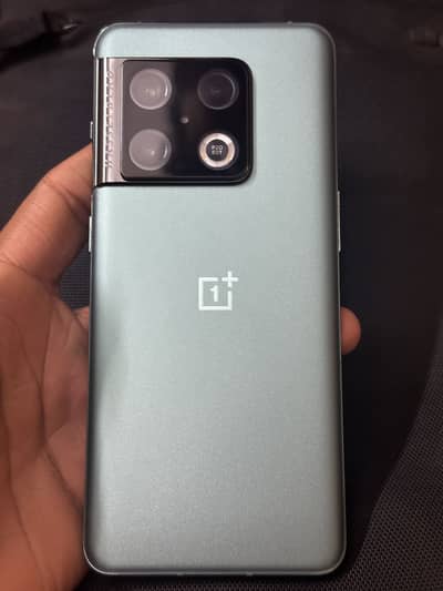One plus 10 pro sealed set just lines on lcd