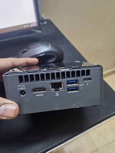 Intel Nuc Mini PC i7 8th Gen
