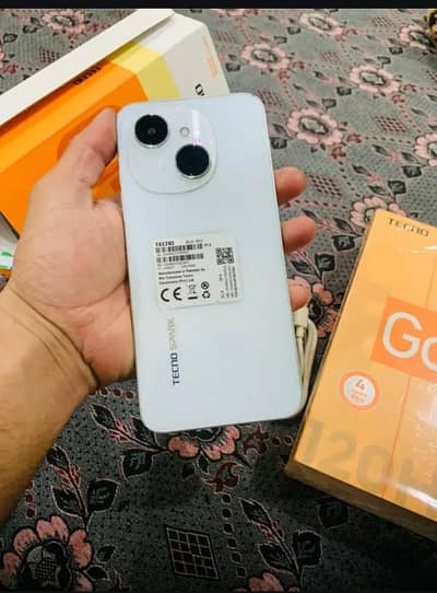 Tecno spark go