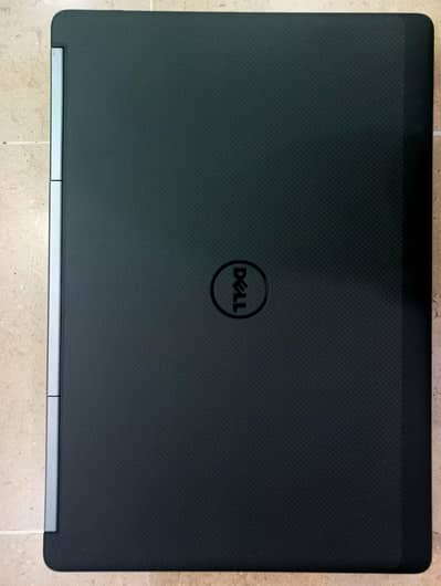 Dell precision 7520 Work station core i7 7th gen