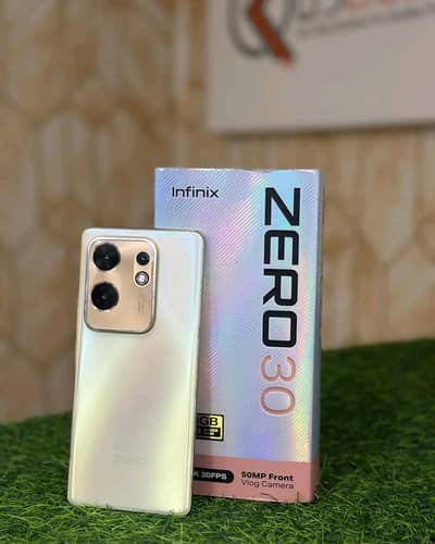 infinix zero 30 16 GB ram 256 GB memory Call and WhatsApp 03360677190