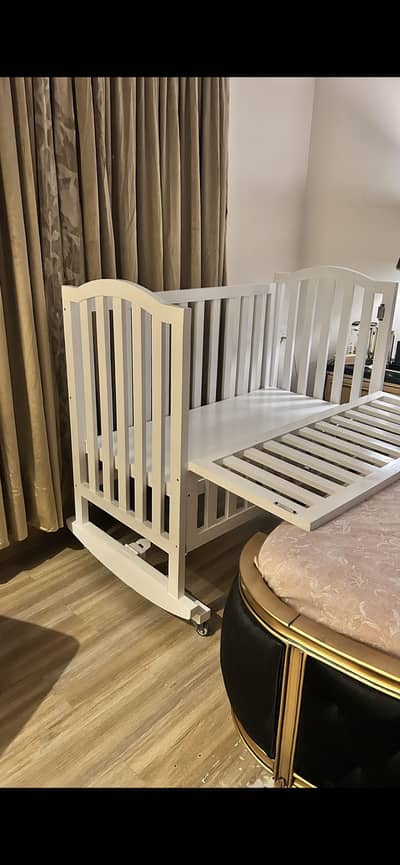 Solid wooden Baby cot for sale