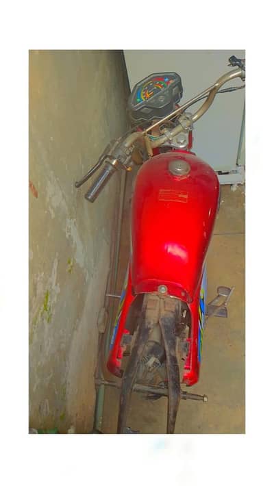 United hundred argent sel