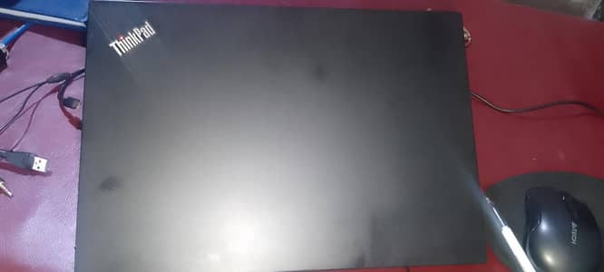  Lenovo ThinkPad T14s – Premium Ultrabook for Professionals