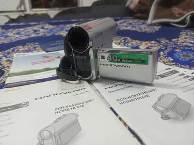 Sony handycam Dcr hc54E