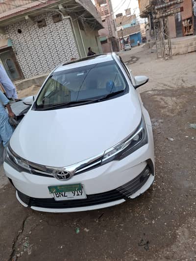 Toyota corolla altis grandee 1.8 automatic 2018 -sunroof