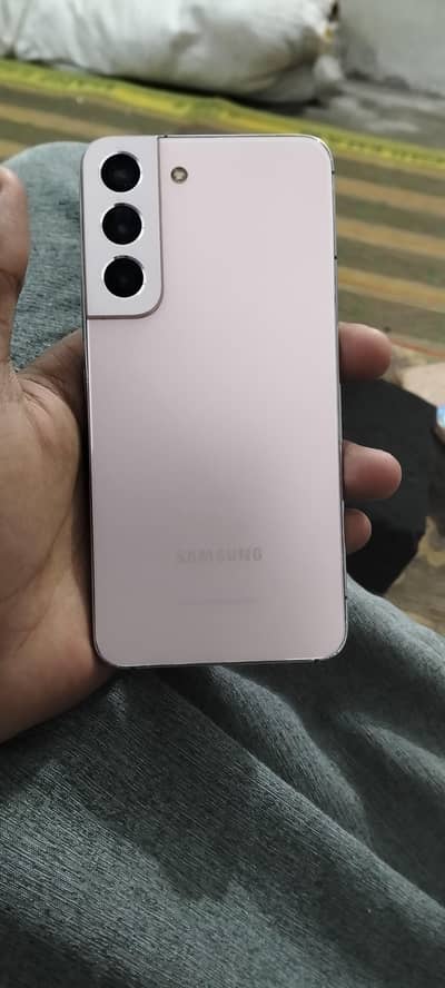samsung s22 8/256GB 5G